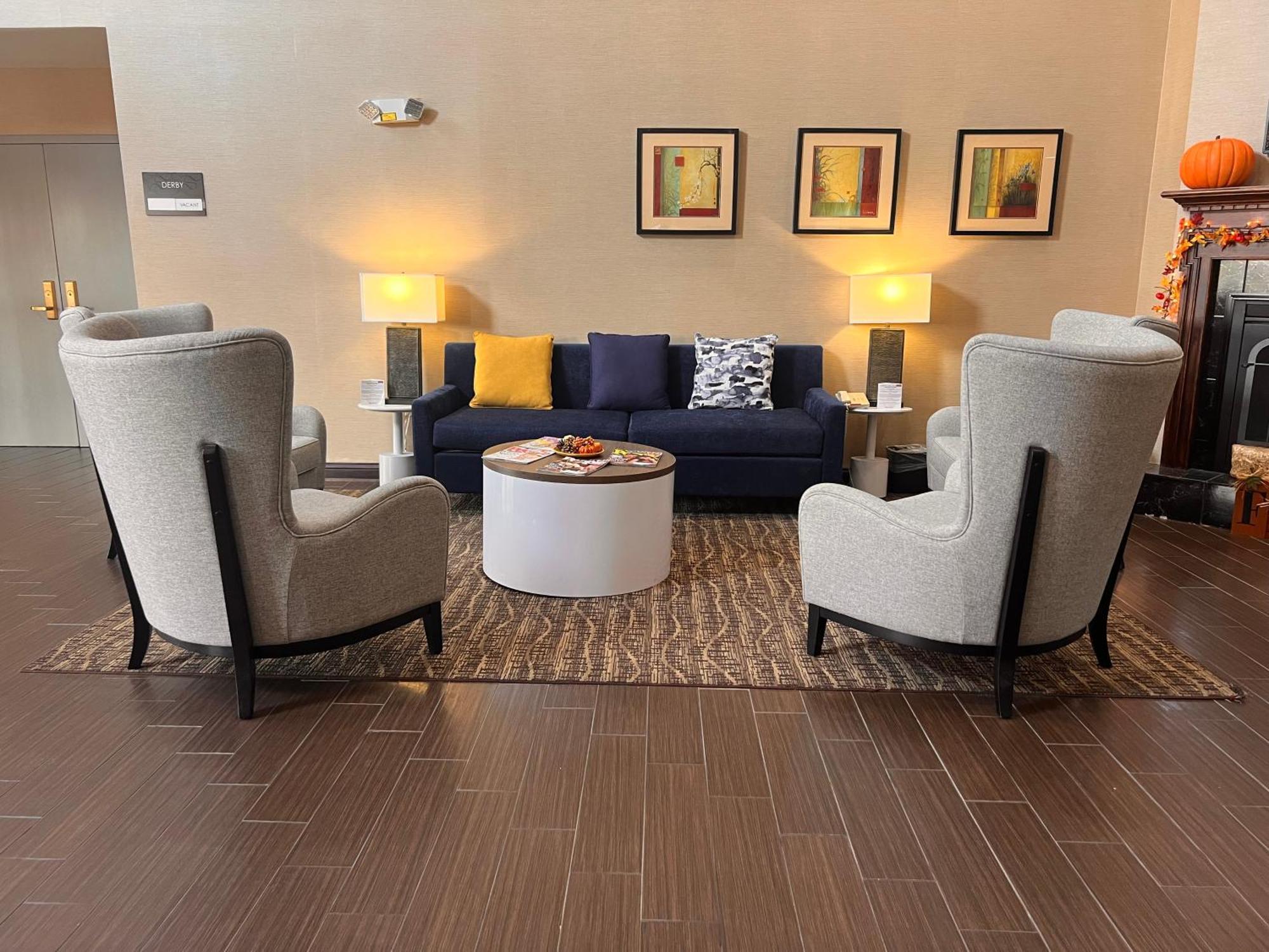 Comfort Suites Louisville Airport Zewnętrze zdjęcie