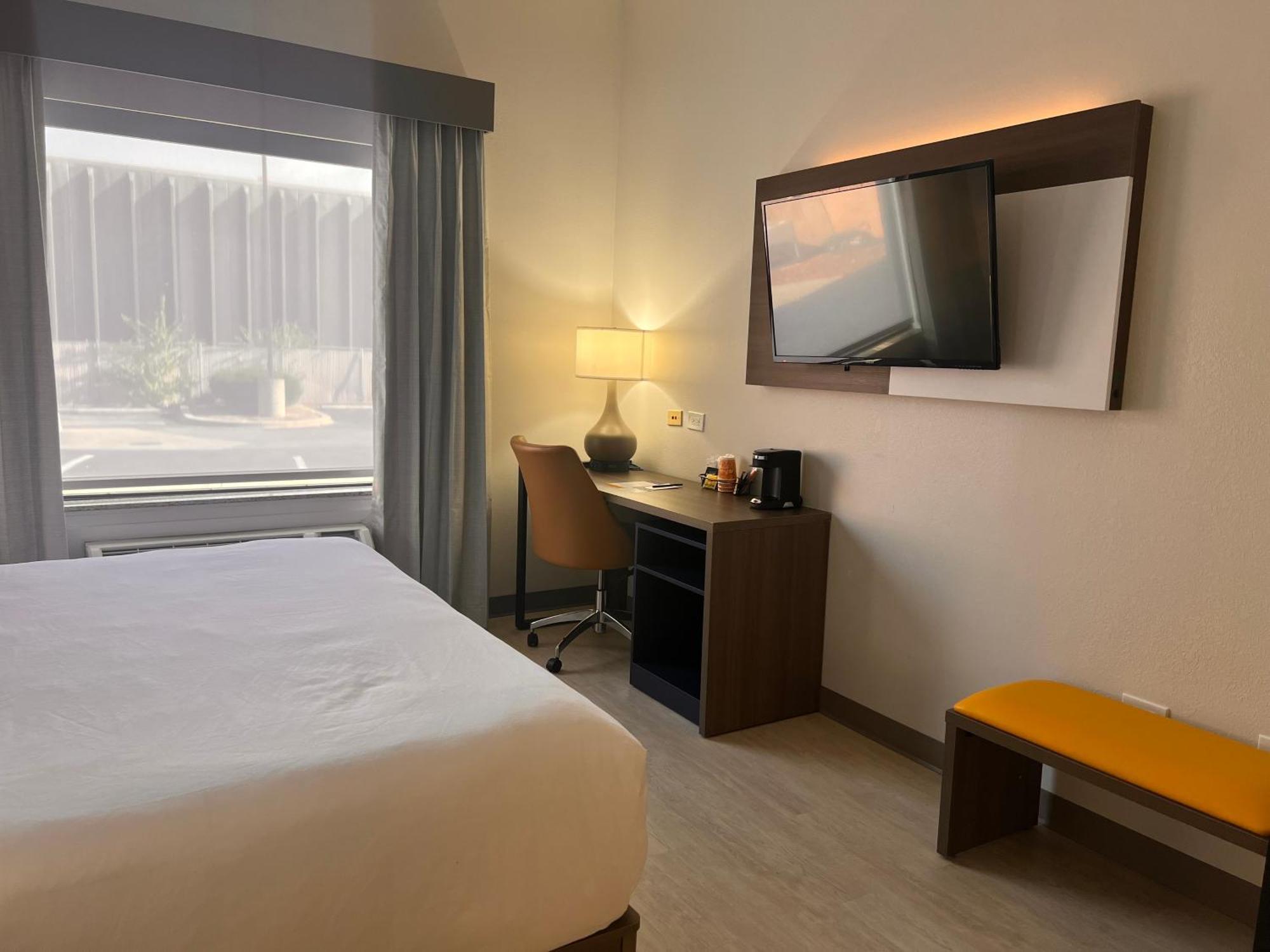 Comfort Suites Louisville Airport Zewnętrze zdjęcie