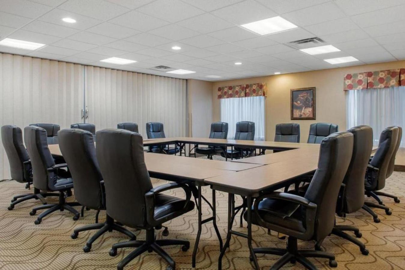 Comfort Suites Louisville Airport Zewnętrze zdjęcie
